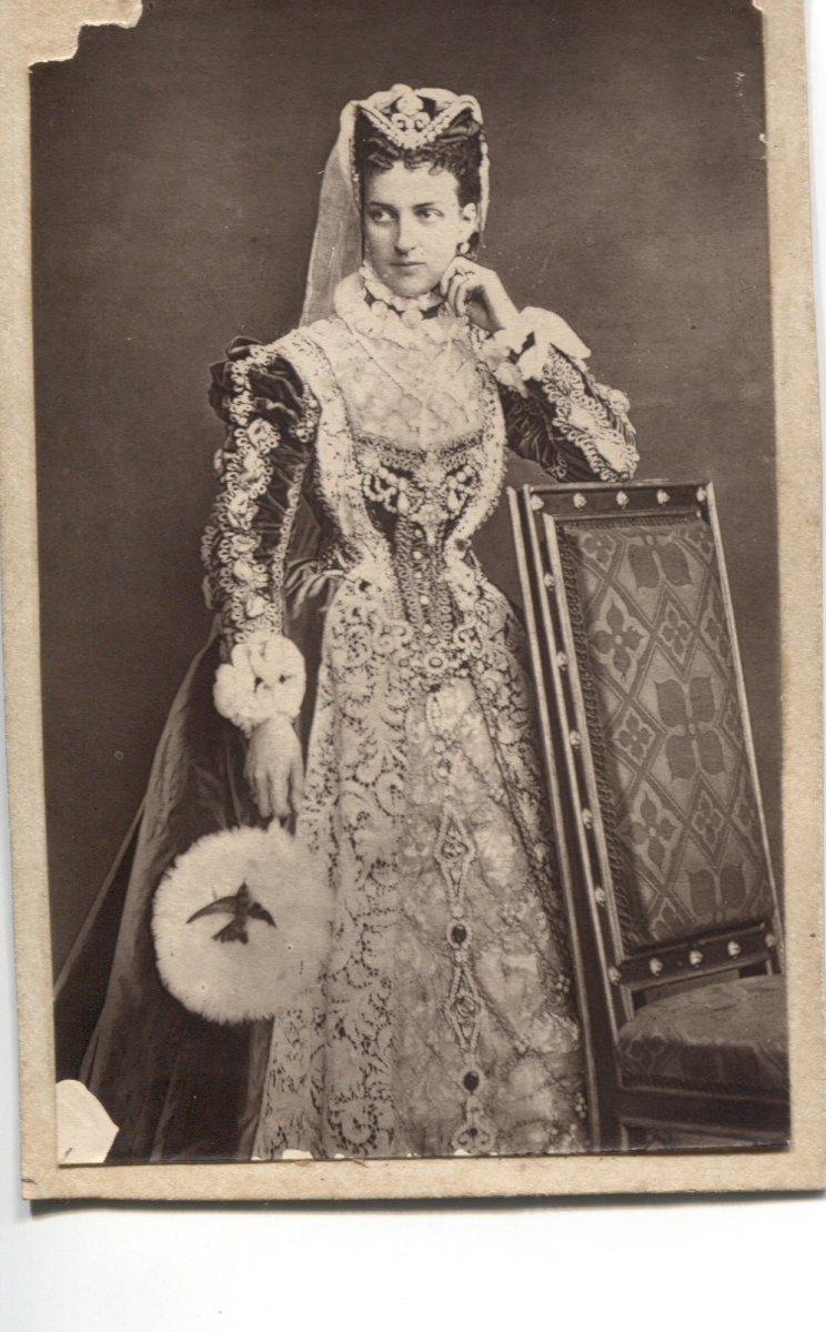 ALEXANDRA-42711-1.jpg
