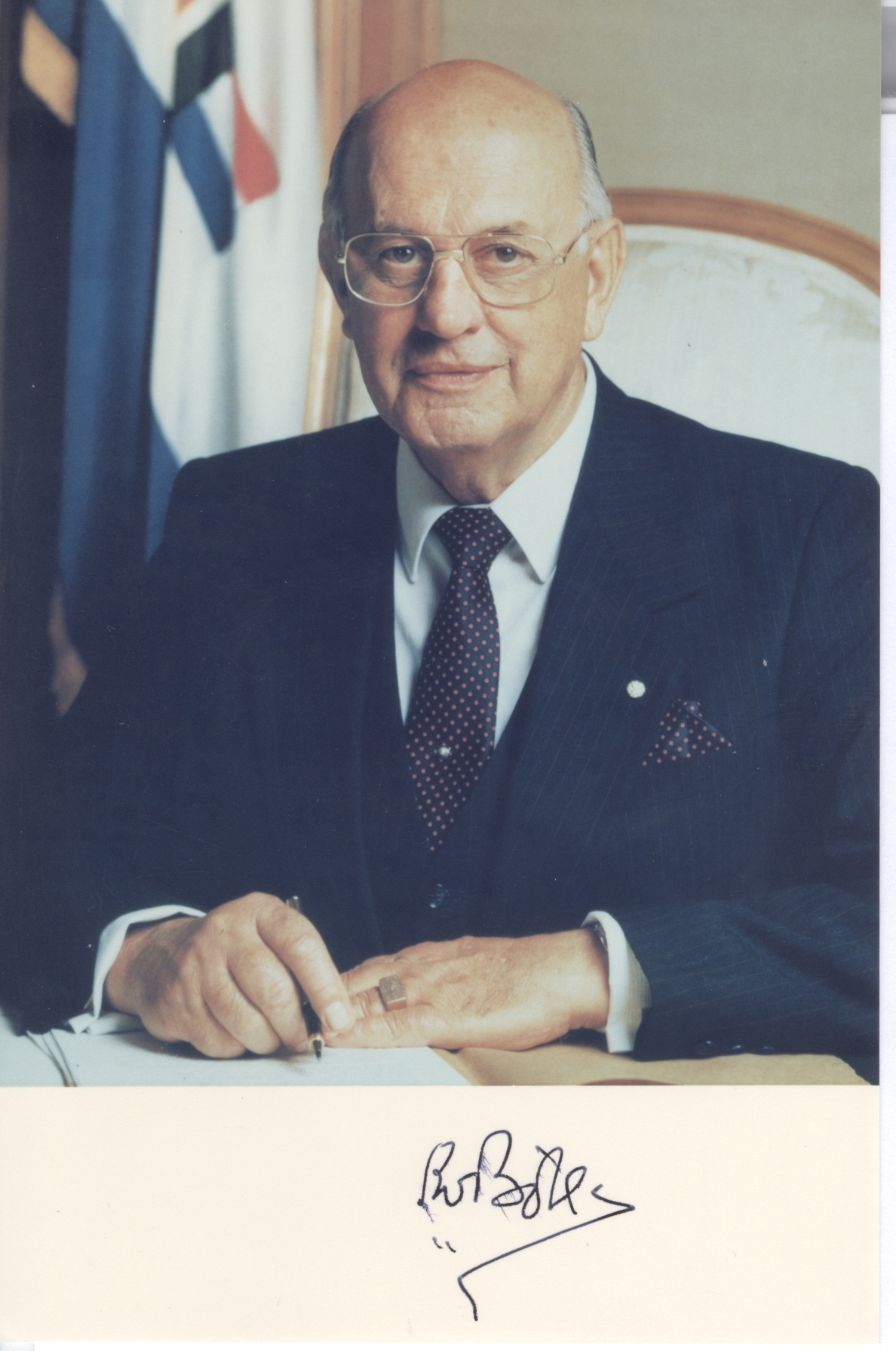 BOTHA-39961-1.jpg