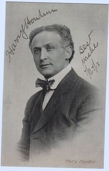 HOUDINI-38093-1.jpg