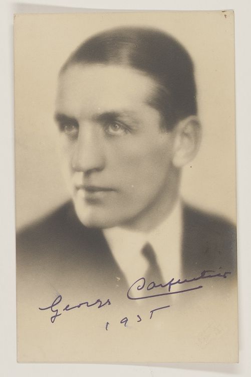 CARPENTIER — Fine postcard  photo by S. Georges, signed and dated, | Sophie Dupré Autographs