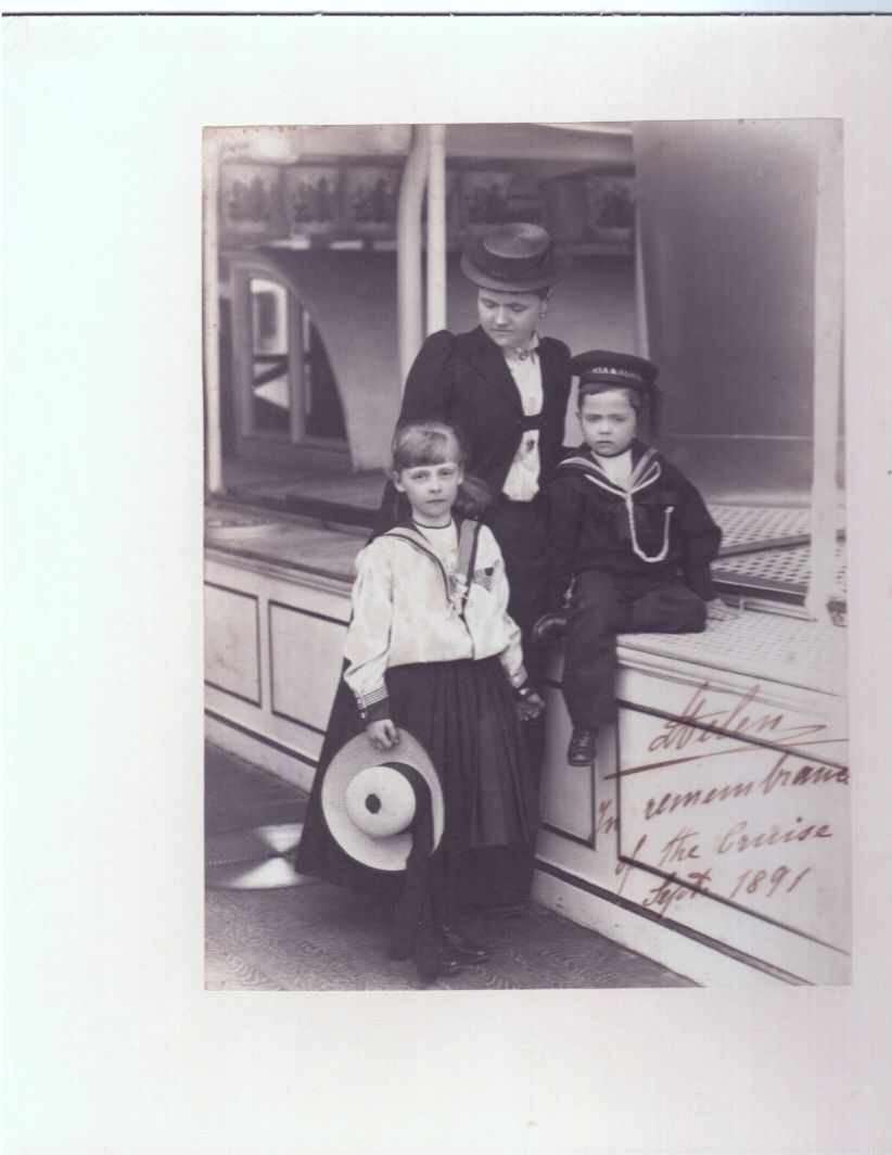 HÉLÈNE — Superb photo by Heath of Plymouth signed, inscribed | Sophie Dupré Autographs