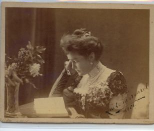 LOUISE MARGARET — Fine photo by Mendelssohns signed and dated | Sophie Dupré Autographs