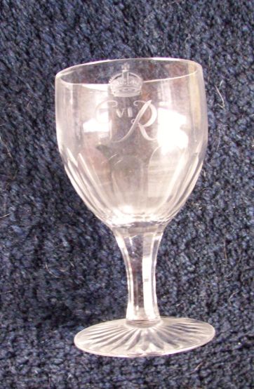 GEORGE VI — Charming small cut glass wine glass, | Sophie Dupré Autographs