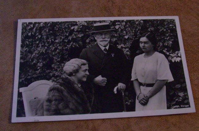 [WILHELM II — Charming unsigned postcard photo | Sophie Dupré Autographs