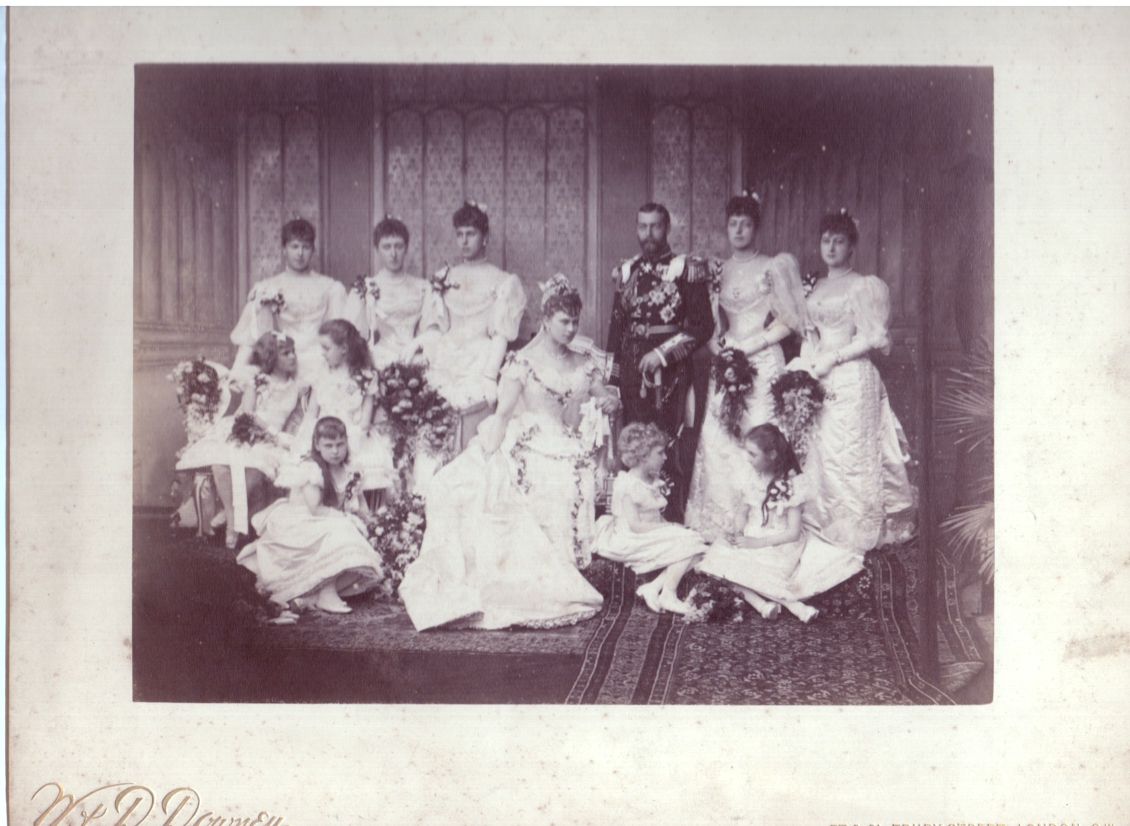 [GEORGE V — Superb unsigned photo by W & D Downey | Sophie Dupré Autographs