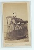 [VICTORIA — Fine unsigned carte de visite photo by W.& D.Downey, | Sophie Dupré Autographs