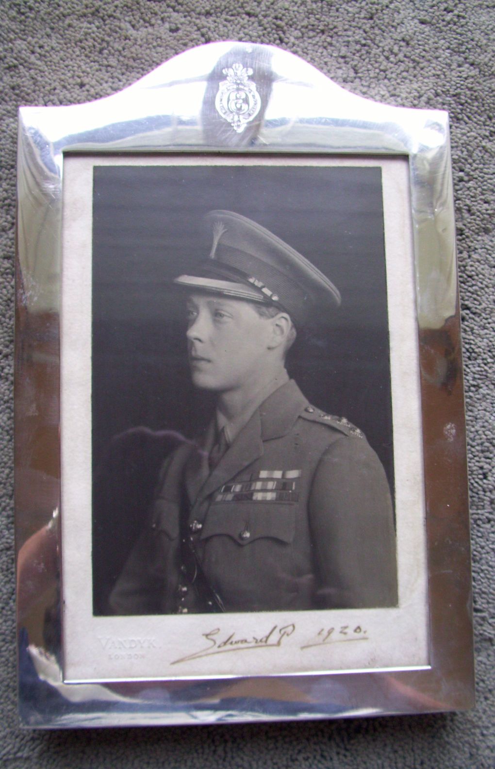 EDWARD VIII — Fine photo by Vandyk, signed ('Edward P'), and dated, | Sophie Dupré Autographs