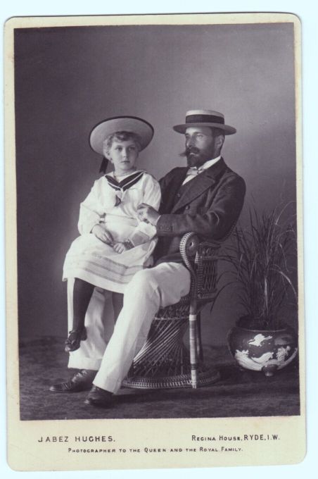 [VICTORIA EUGENIA — Fine unsigned cabinet photo by Jabez Hughes, | Sophie Dupré Autographs