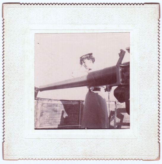 BEATRICE — Fine unsigned photo, | Sophie Dupré Autographs
