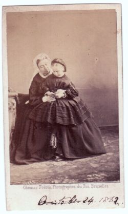 VICTORIA — Fine unsigned carte de visite photo by Freres, | Sophie Dupré Autographs