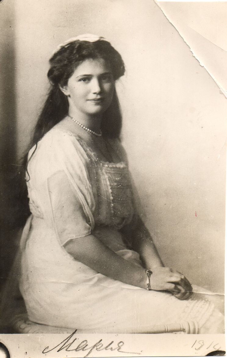 [MARIA — Fine press photo of a signed photo | Sophie Dupré Autographs