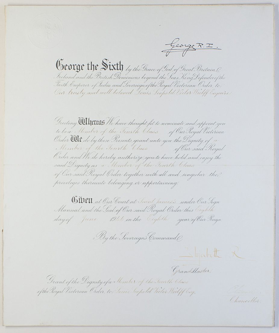 ELIZABETH — Document signed at the bottom by the Queen, with a printed signature of the King at the head, | Sophie Dupré Autographs