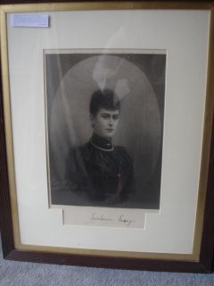 MARY — Enormous photo of a portrait by Mc Queen and Son., signed 'Victoria Mary' and dated | Sophie Dupré Autographs