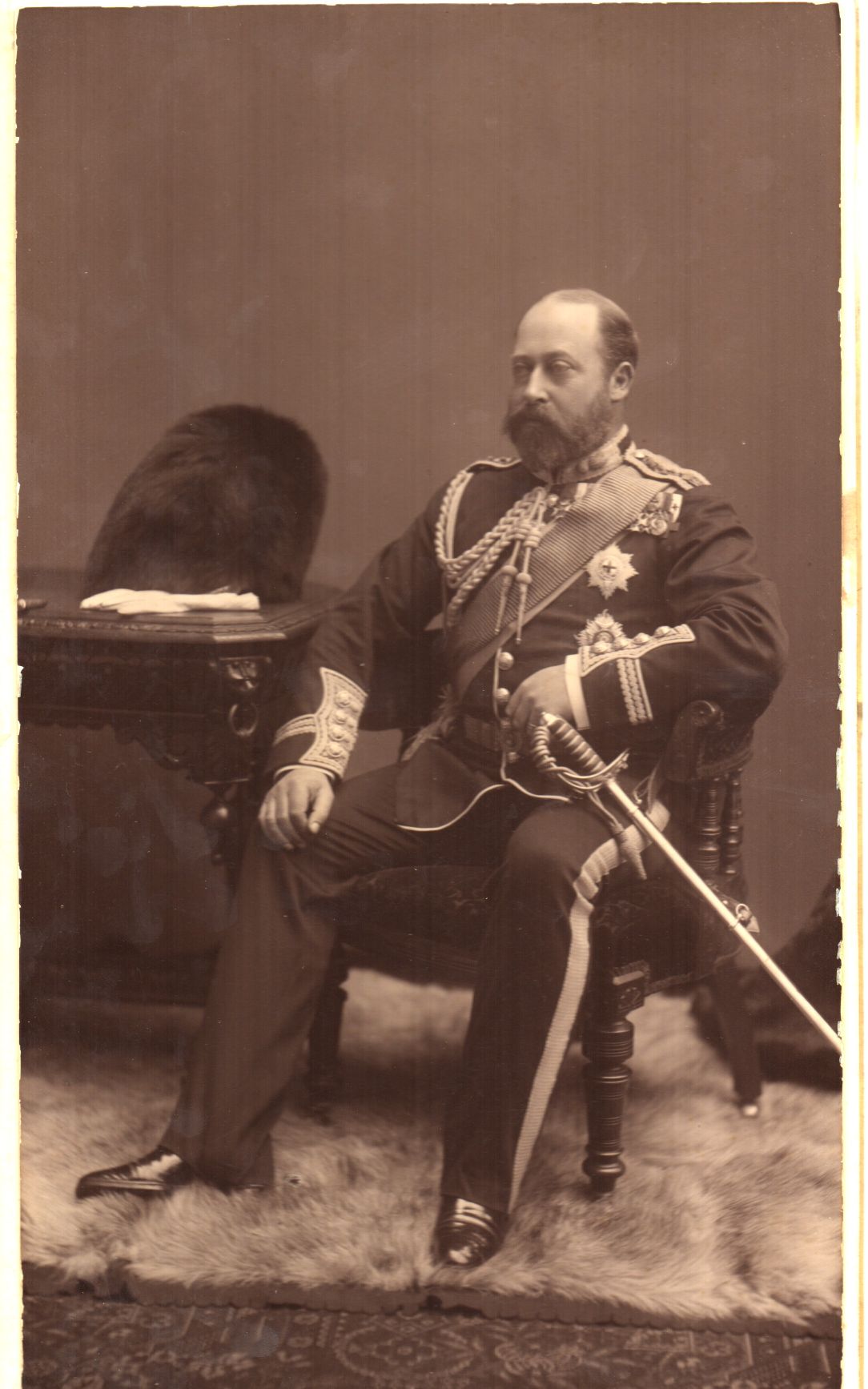 [EDWARD VII — Fine unsigned imperial cabinet photo by the Photographic Co. | Sophie Dupré Autographs