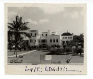 WINDSOR — Photograph of the United Services Canteen in the Bahamas, signed under the picture, | Sophie Dupré Autographs