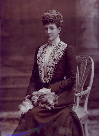 [ALEXANDRA — Superb unsigned Imperial Cabinet photo by Lafayette | Sophie Dupré Autographs