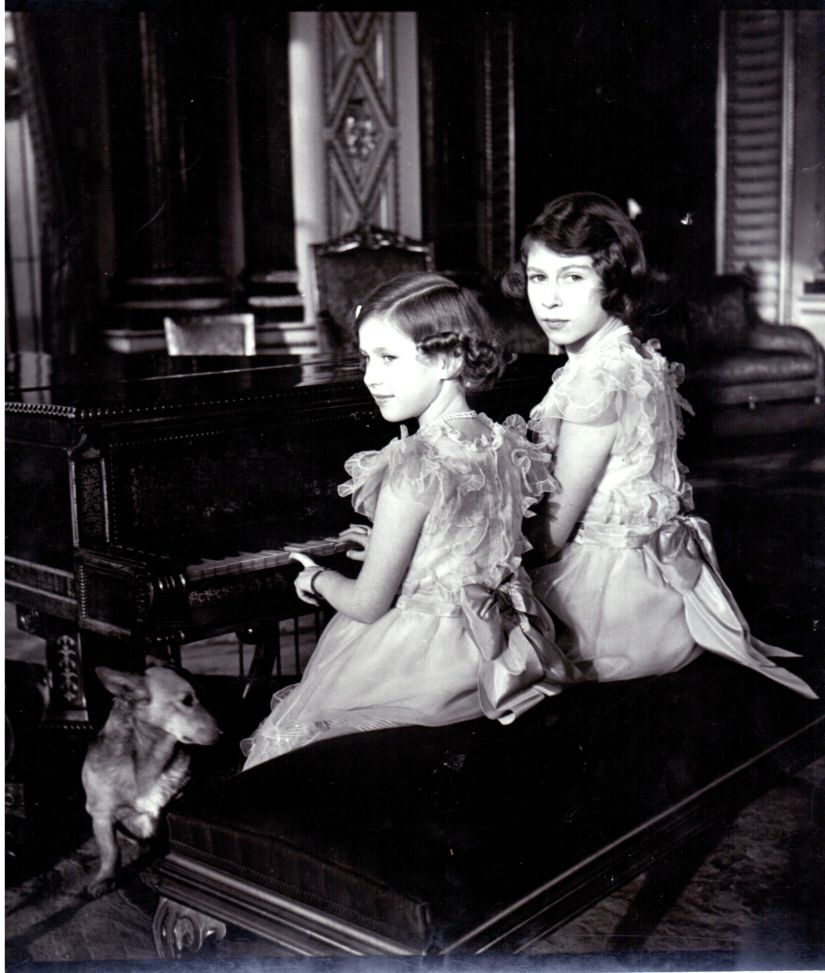 [ELIZABETH II — Charming photo by Marcus Adams | Sophie Dupré Autographs