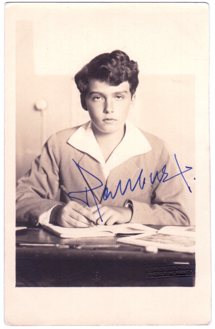 OTTO — Fine signed postcard photo by Schuhmann signed, | Sophie Dupré Autographs