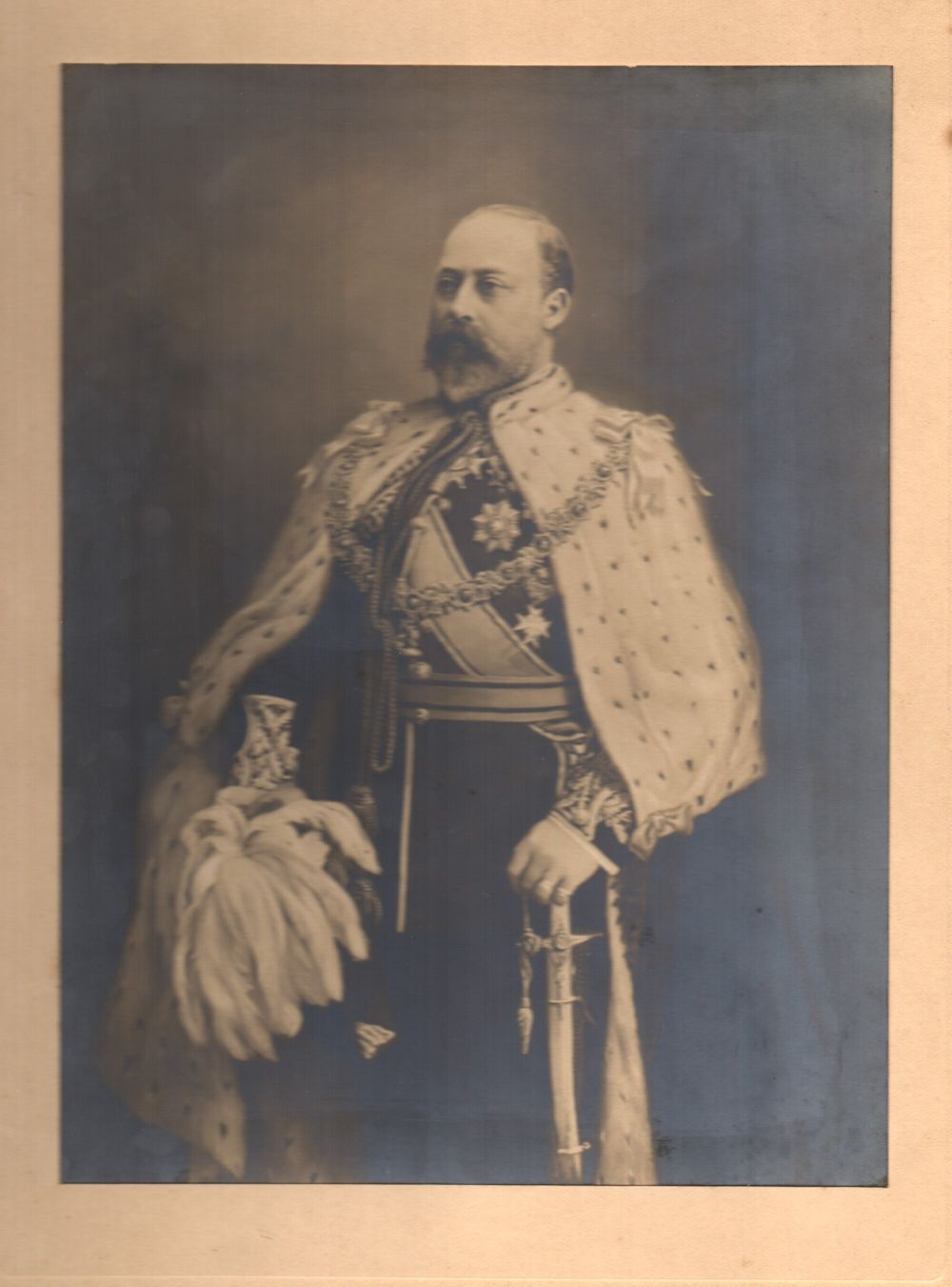 [EDWARD VII — Unsigned pair of portrait photo's | Sophie Dupré Autographs