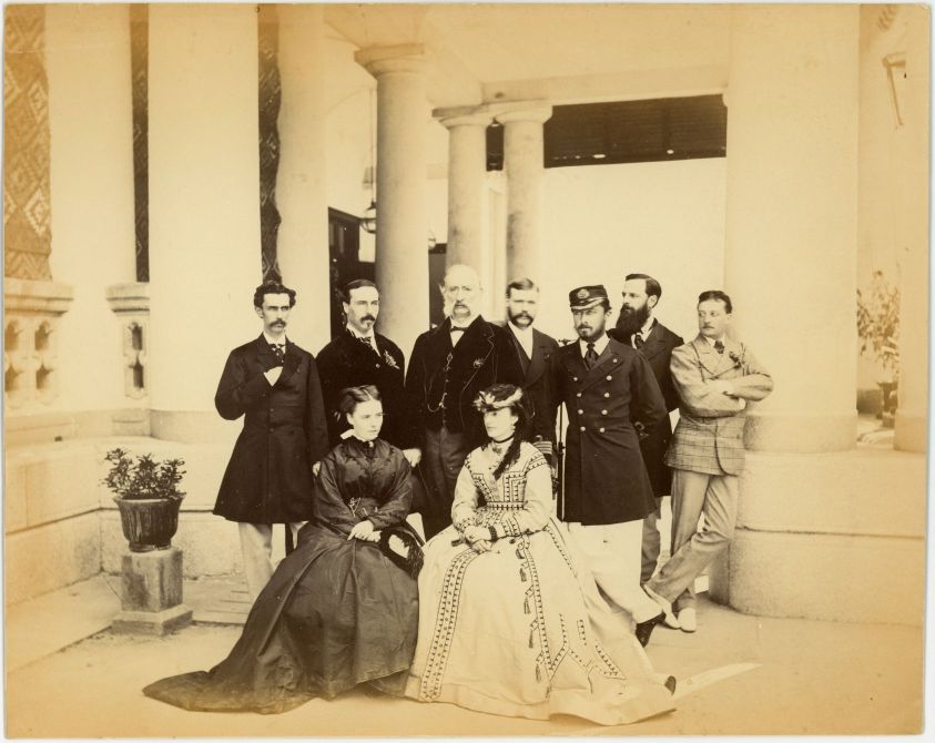 [ALFRED — Fine large format unsigned photo, | Sophie Dupré Autographs