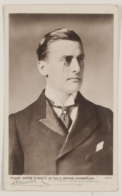 CHAMBERLAIN — Vintage postcard photo by the Philco Photo Co., signed, | Sophie Dupré Autographs