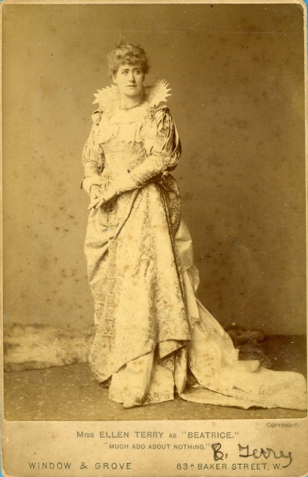 TERRY — Fine cabinet photo by Window and Grove signed with an idiosyncratic gesture - the E has been changed B. Terry | Sophie Dupré Autographs