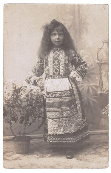 [ELISABETH — Very rare unsigned postcard photograph | Sophie Dupré Autographs