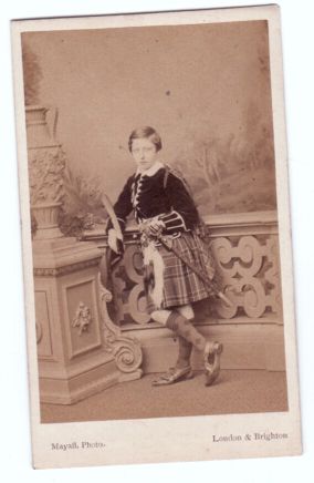 [LEOPOLD — Unsigned Albumen carte de visite photo by Mayall | Sophie Dupré Autographs