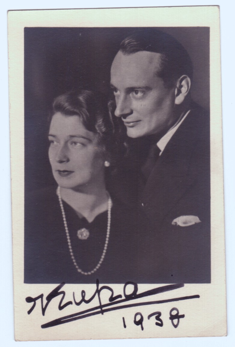 KYRA — Fine original  Signed postcard photo | Sophie Dupré Autographs