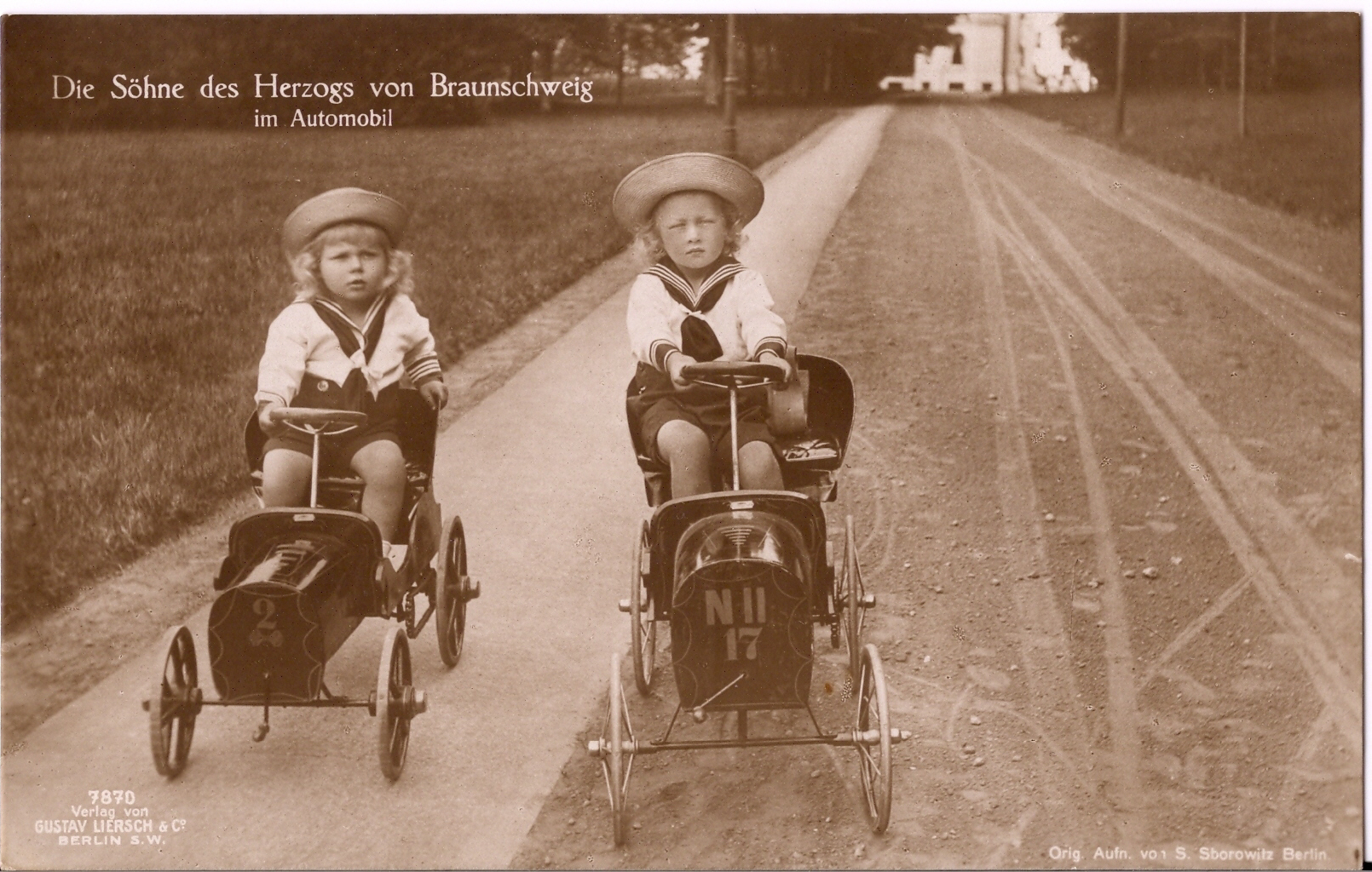 [ERNST AUGUST — Enchanting unsigned postcard photo | Sophie Dupré Autographs