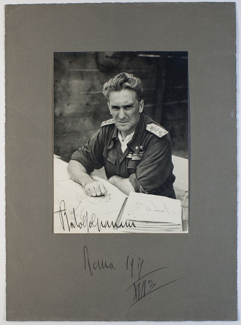 GRAZIANI — Fine photo signed with the place and date, | Sophie Dupré Autographs