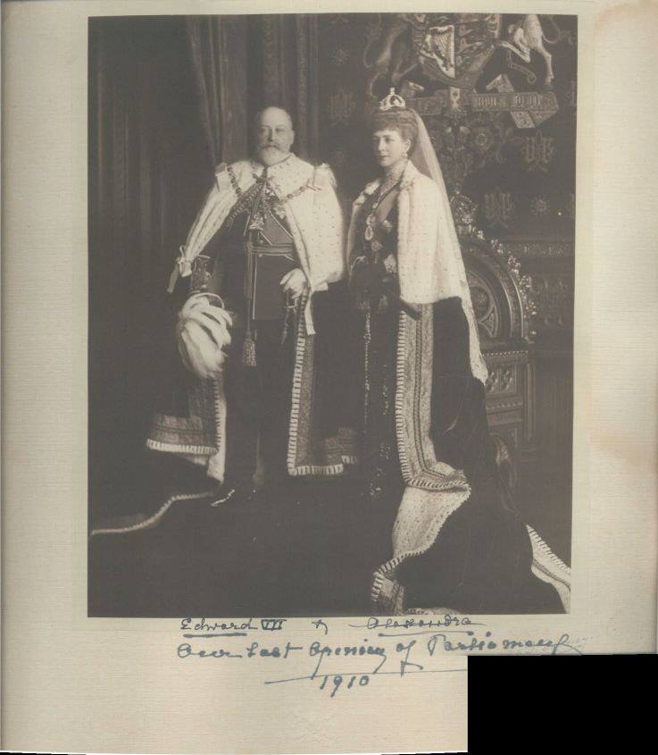ALEXANDRA image 3
