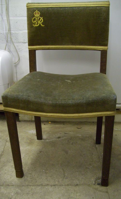 [GEORGE VI — Fine chair that was designed and made for use at the Coronation, | Sophie Dupré Autographs