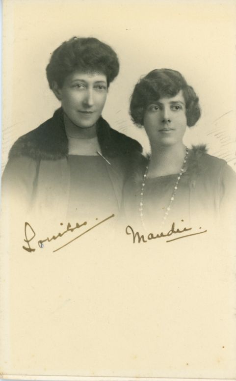 LOUISE VICTORIA — Photograph of them both signed 'Louise' and 'Maudie' | Sophie Dupré Autographs