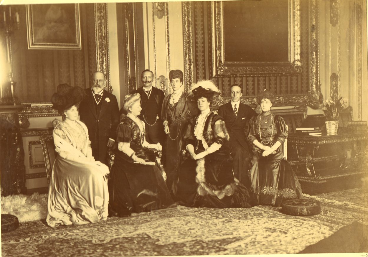 [EDWARD VII — Unsigned Group Portrait Photograph | Sophie Dupré Autographs