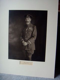 GEORGE V — Extraordinary Enormous photo by Downey signed as King and dated on the mount, | Sophie Dupré Autographs