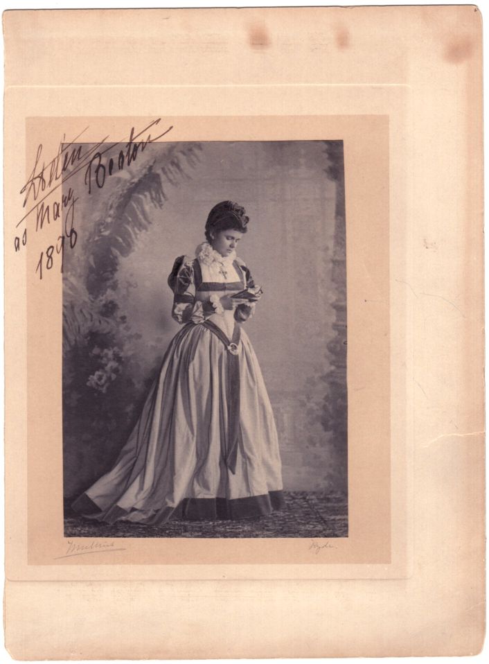 HÉLÈNE — Fine signed Portrait Photograph by Mullins of Ryde, Isle of Wight, | Sophie Dupré Autographs
