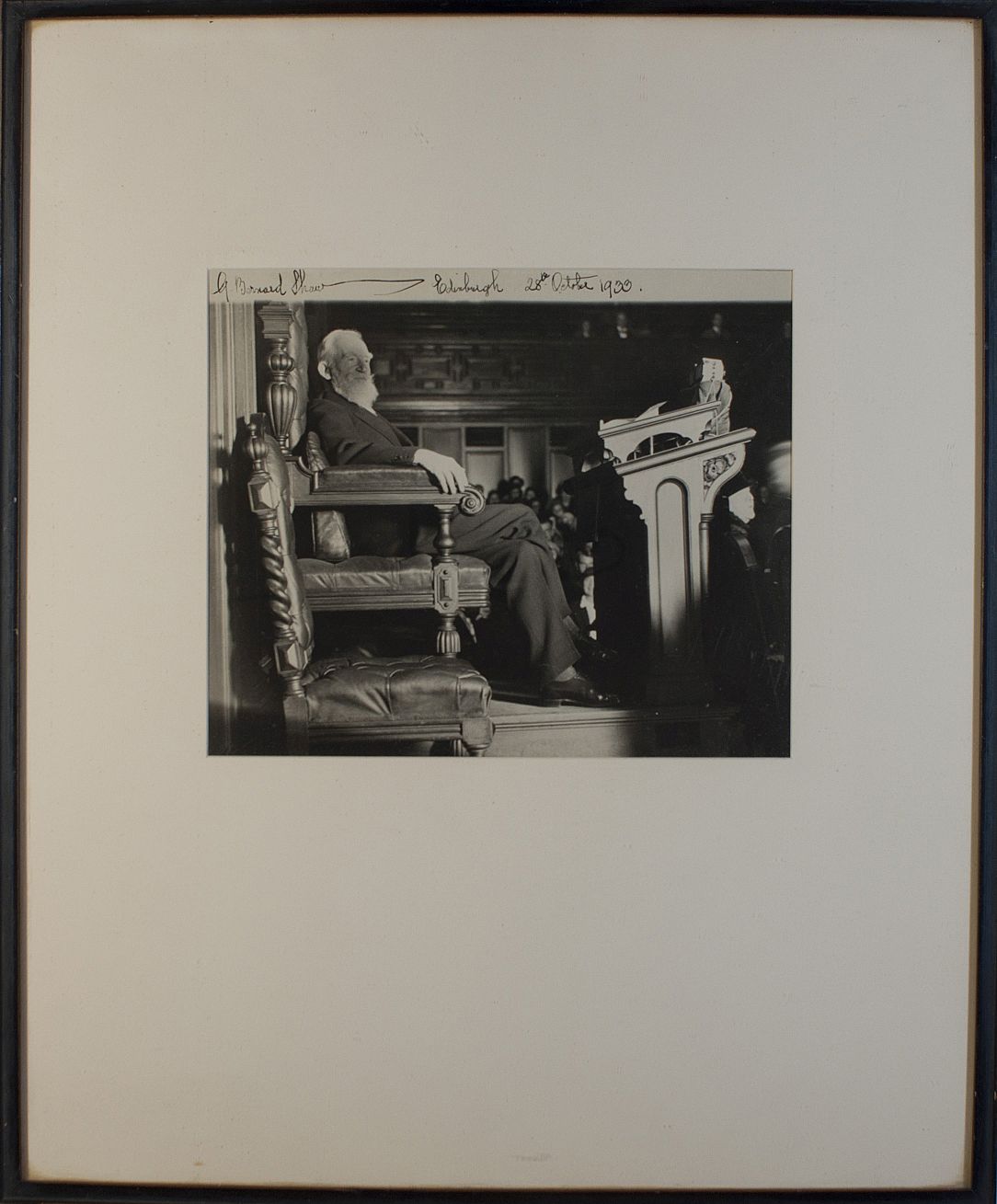 SHAW — Fine photo signed with the place and date | Sophie Dupré Autographs