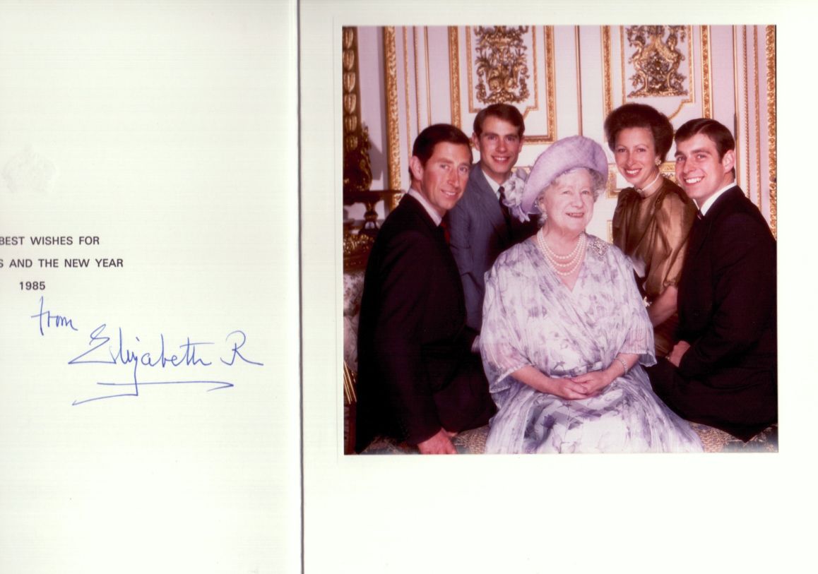 ELIZABETH — Fine Christmas Card signed | Sophie Dupré Autographs