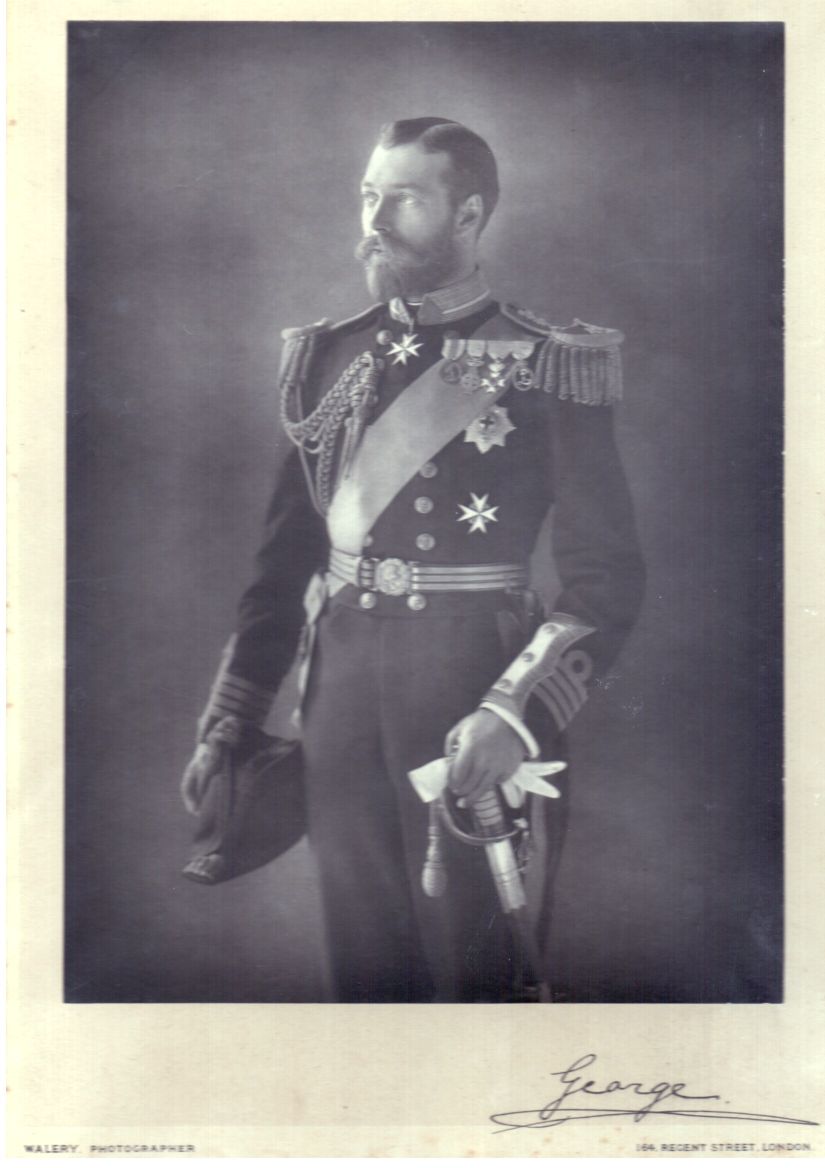 [GEORGE V — Fine unsigned printed photo by Walery with printed signature, | Sophie Dupré Autographs