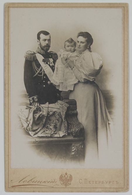 [NICHOLAS II — Exceptional original unsigned Russian cabinet photo by Levitsky, the Imperial Photographers, | Sophie Dupré Autographs