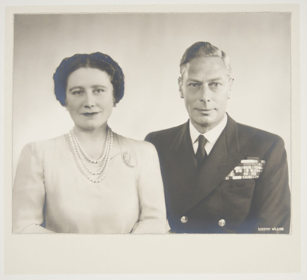 [GEORGE VI — Excellent unsigned photo by Dorothy Wilding | Sophie Dupré Autographs