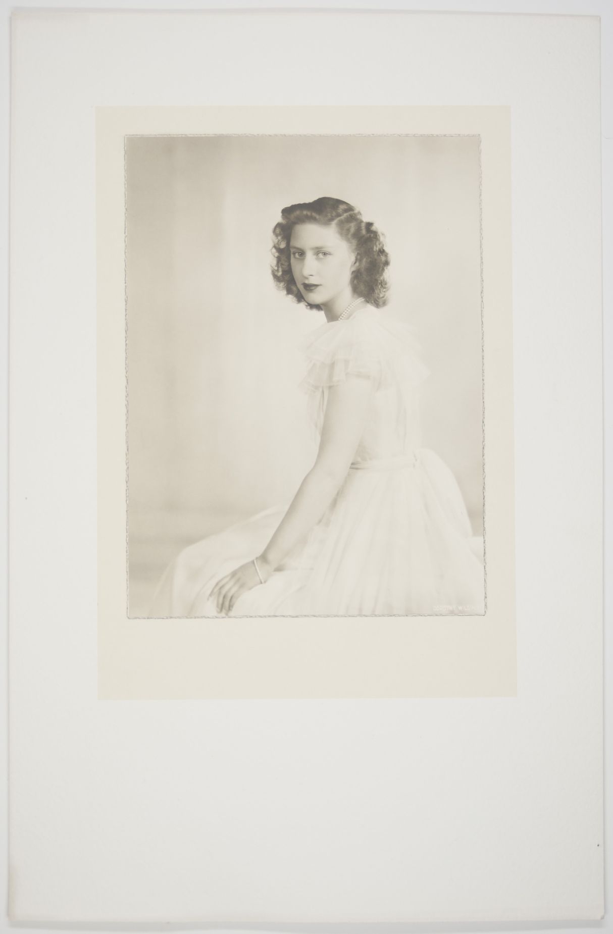 [MARGARET — Excellent unsigned portrait photo by Dorothy Wilding, | Sophie Dupré Autographs