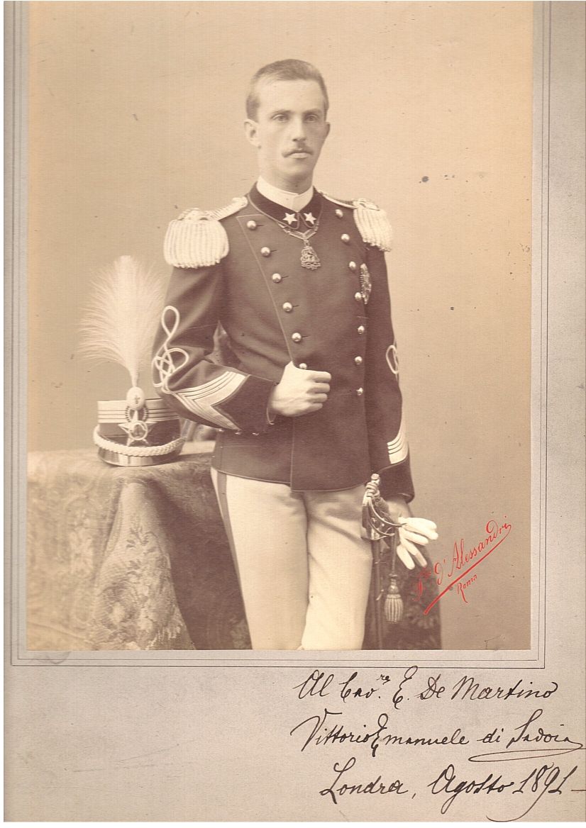 VICTOR EMMANUEL III — Exceptional portrait photo by d'Alessandri, Rome, signed and inscribed on the mount in Italian | Sophie Dupré Autographs