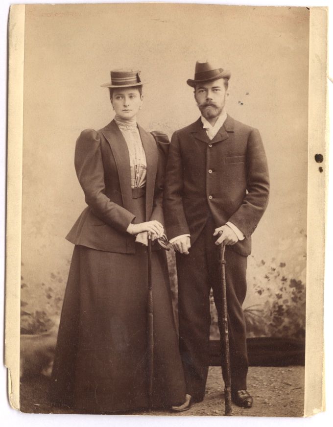 [NICHOLAS II — Exceptional unsigned cabinet photo | Sophie Dupré Autographs