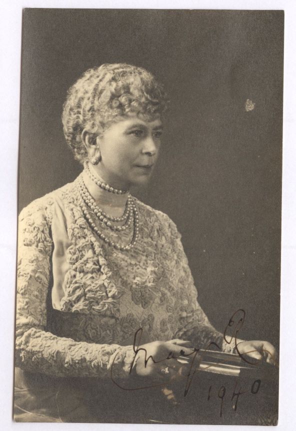 MARY — Portrait Postcard Photograph by Hay Wrightson, signed and dated | Sophie Dupré Autographs