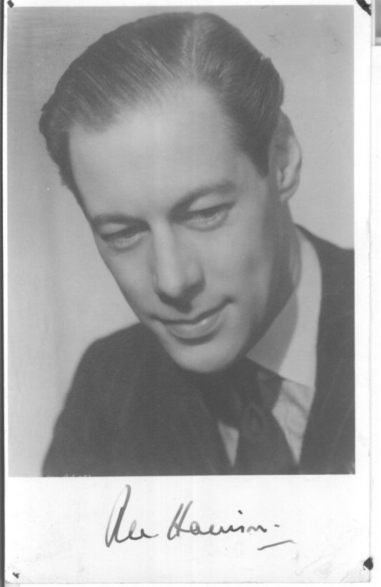 HARRISON — Fine vintage postcard photo signed underneath, | Sophie Dupré Autographs