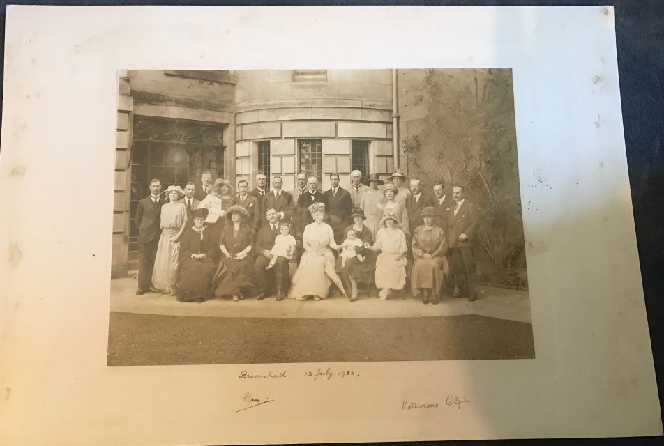BRUCE — Fine large group Photograph signed by the Earl and Duchess on the mount | Sophie Dupré Autographs