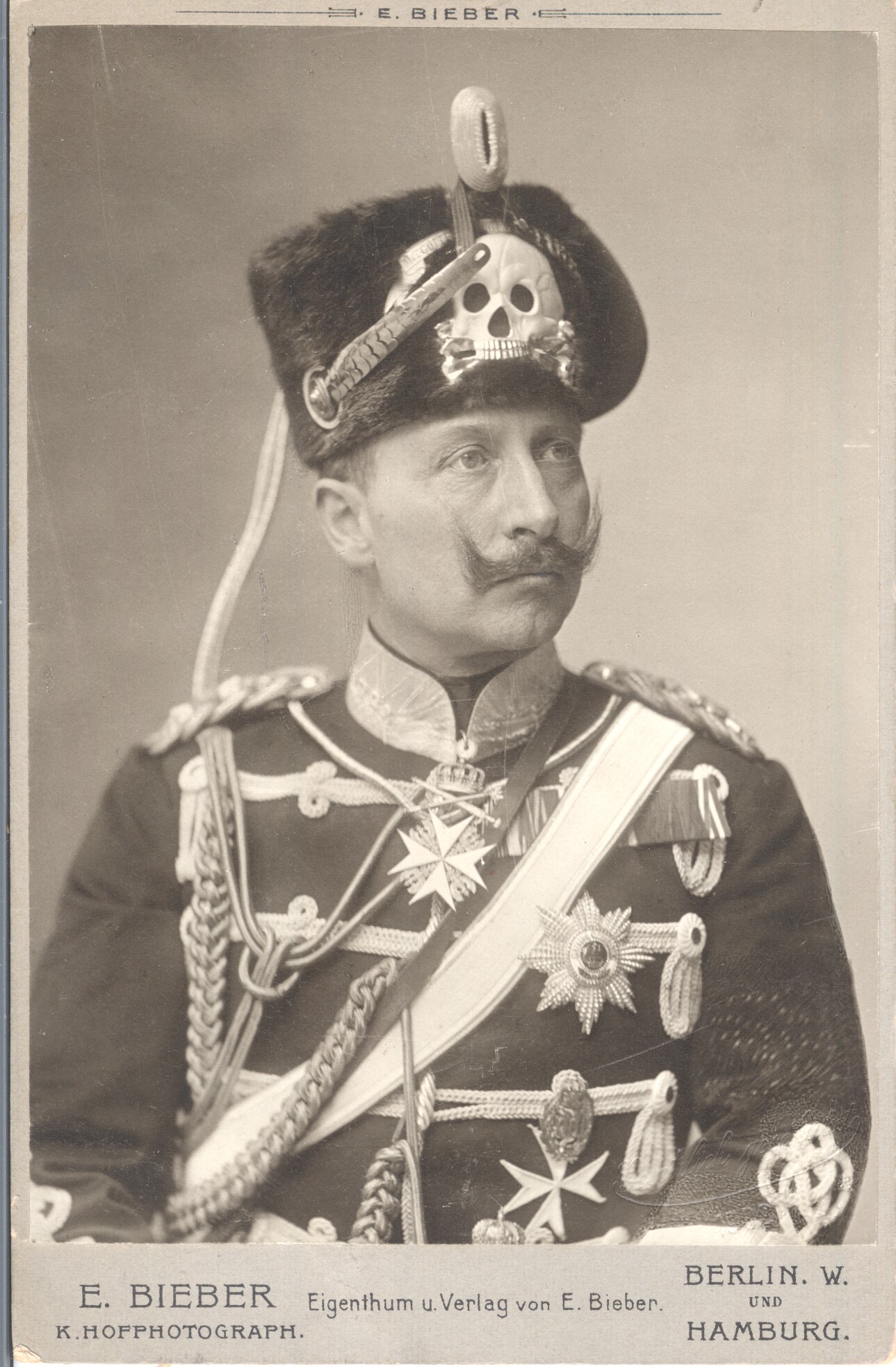 [WILHELM II — Exceptional unsigned cabinet photo by E. Bieber, Berlin | Sophie Dupré Autographs