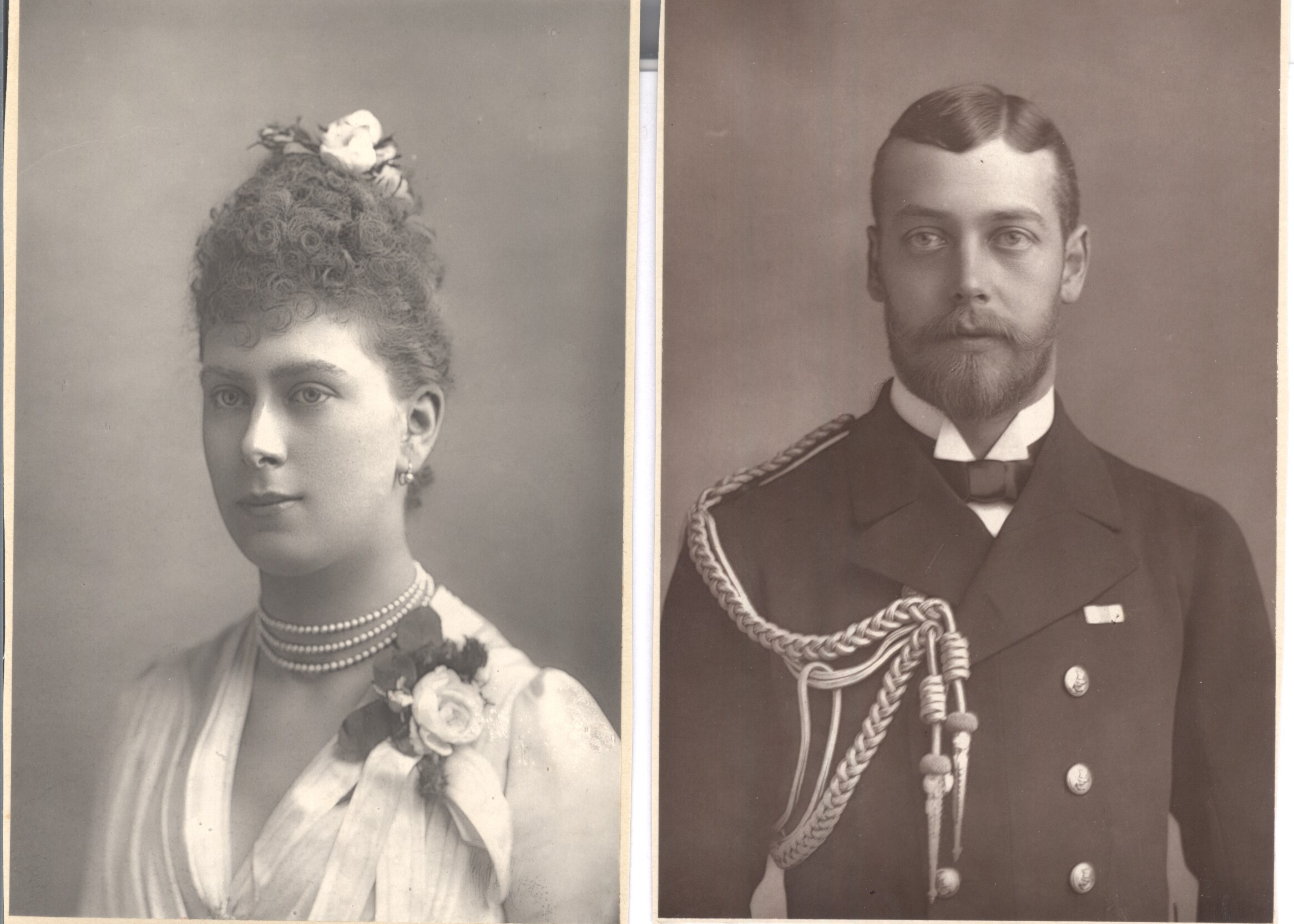[GEORGE V — Exceptional pair of unsigned Real photos | Sophie Dupré Autographs